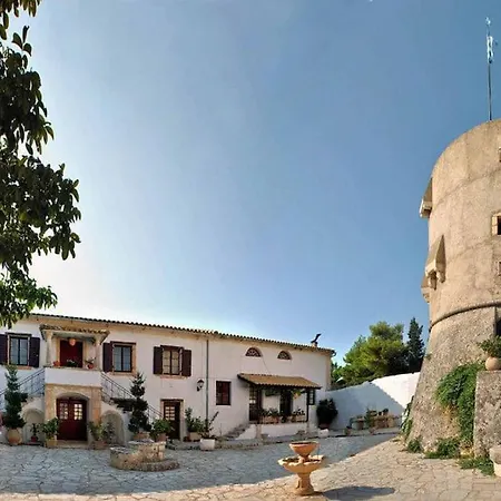 Alice Happy Place 2 , Only 5 Minutes From The Shipwreck!!! Apartment Anafonitria